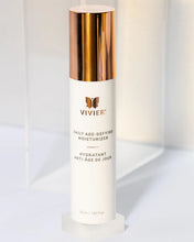 Load image into Gallery viewer, Daily Age-Defying Moisturizer